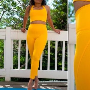 🌼 RARE MARIGOLD Girlfriend Collective Leggings
